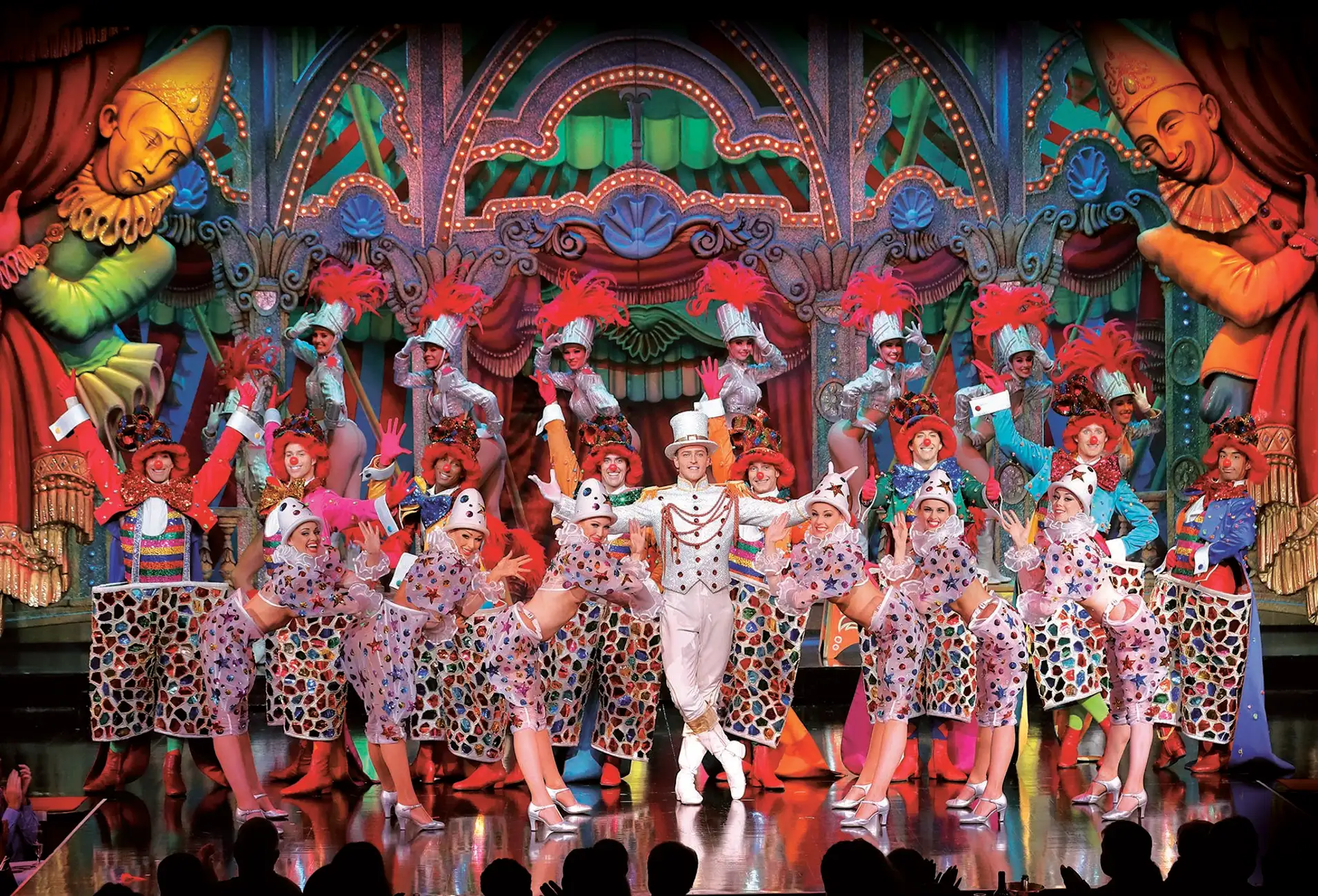Paris: Evening Sightseeing Tour and Moulin Rouge Show